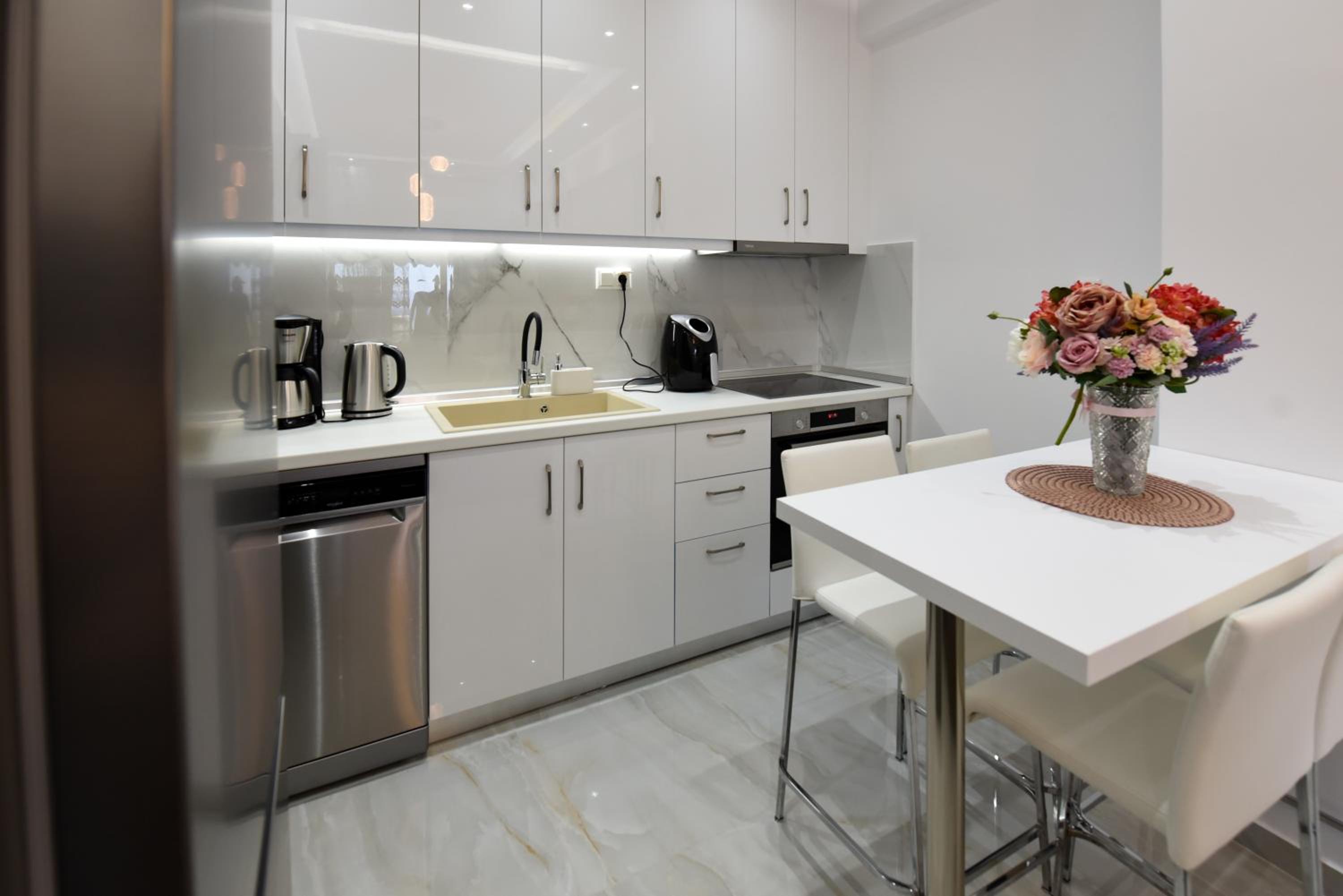SunShine apartment