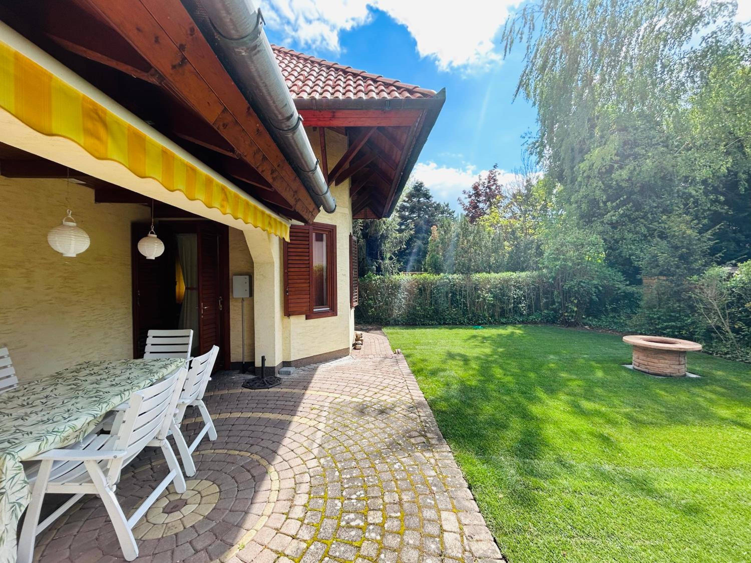 Nefelejts Deluxe Home