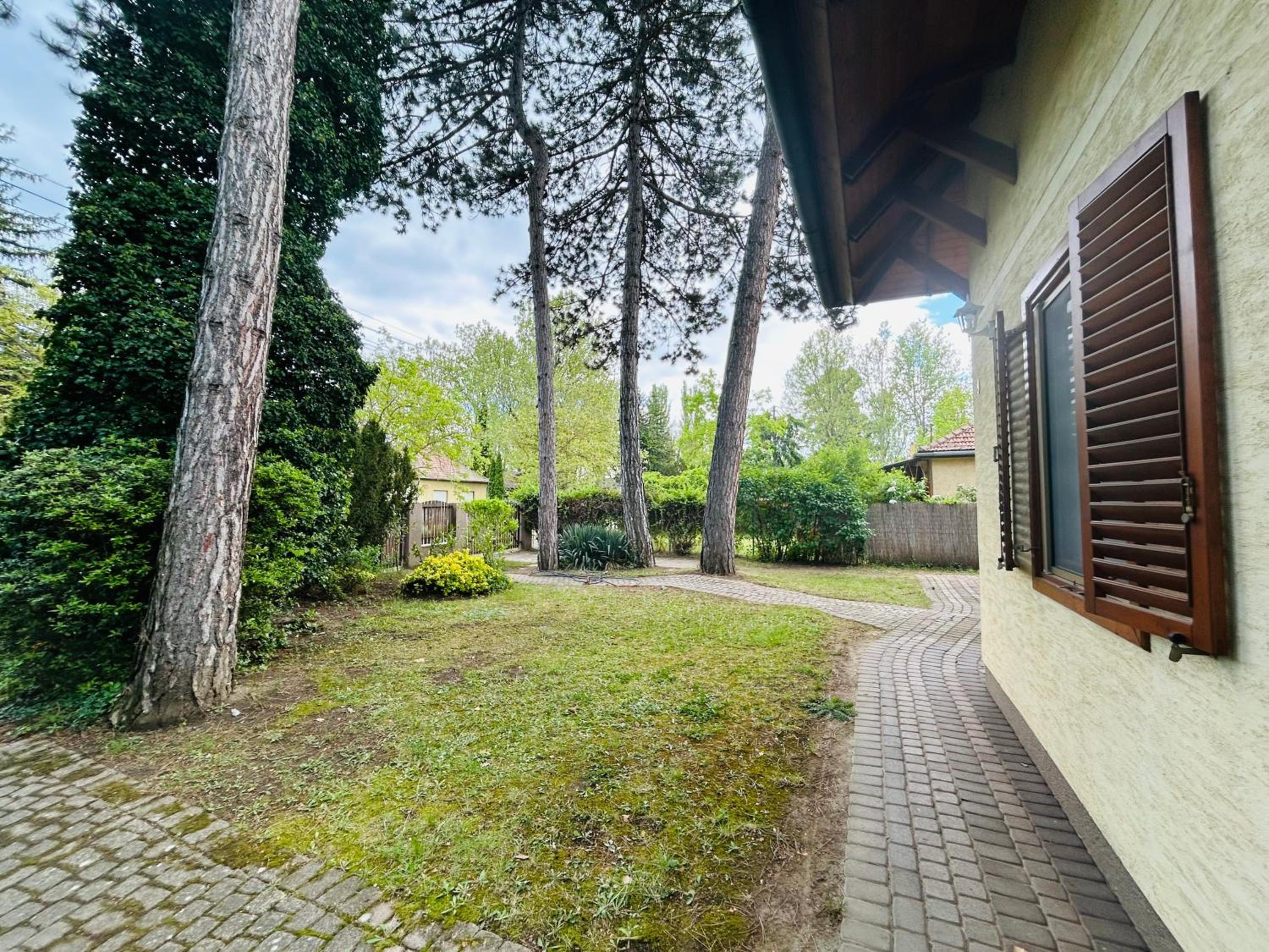 Nefelejts Deluxe Home