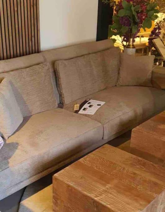 Luxe appartement uitzicht op stad, zee en Handelskade