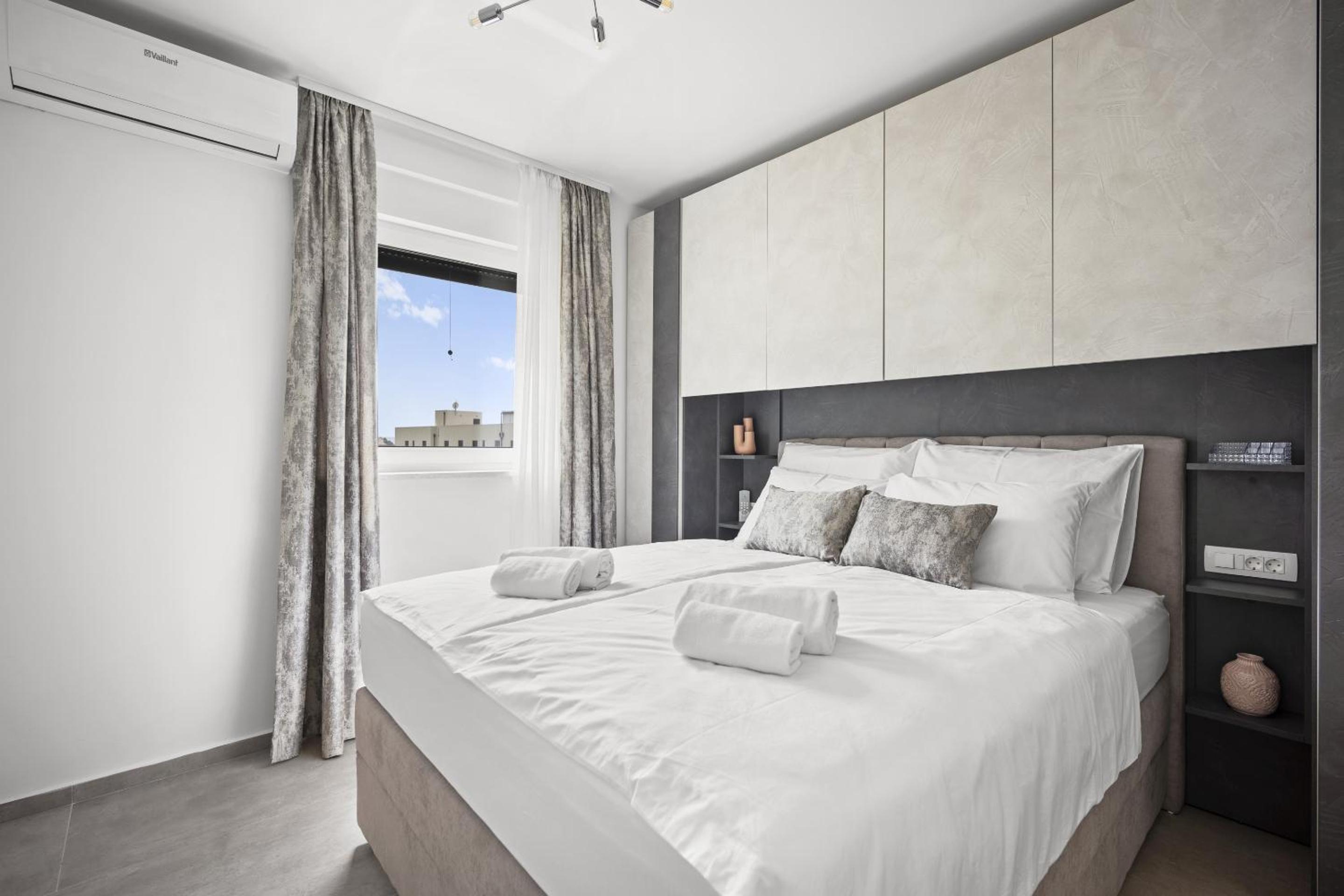 Apartments Koby, Okrug Gornji, Sea View, Pool view 3
