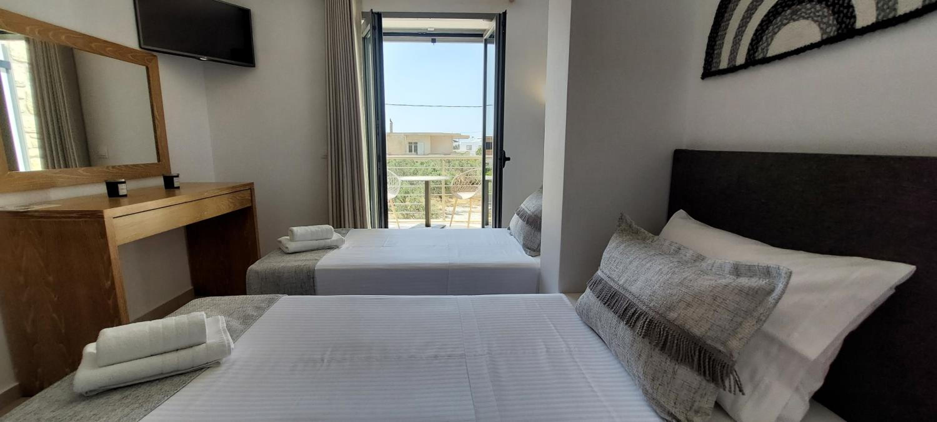 Selinopetra Rooms