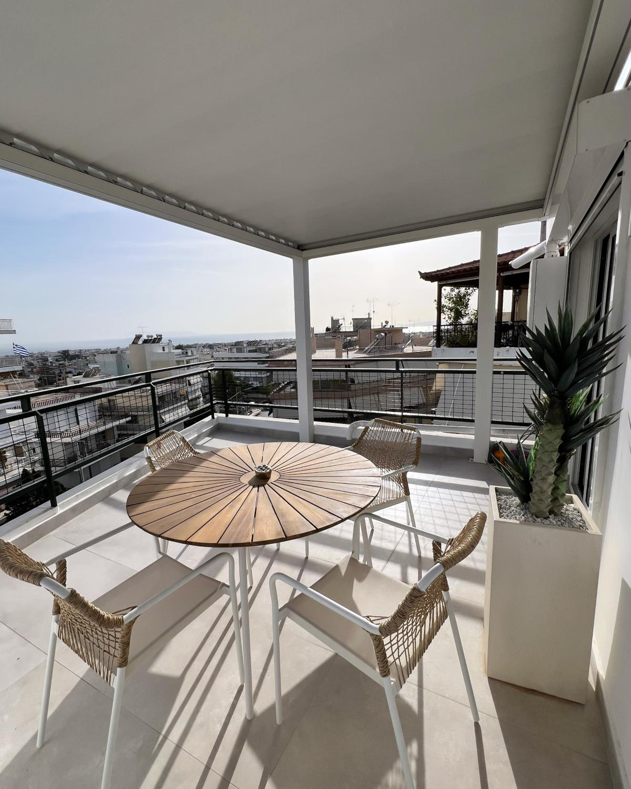 Luxury Penthouse w/ sea view