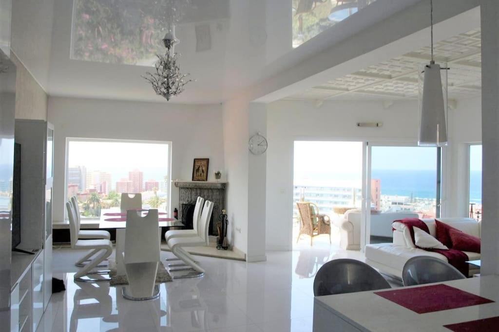 Modern Panoramic Villa with Pool & Terrace