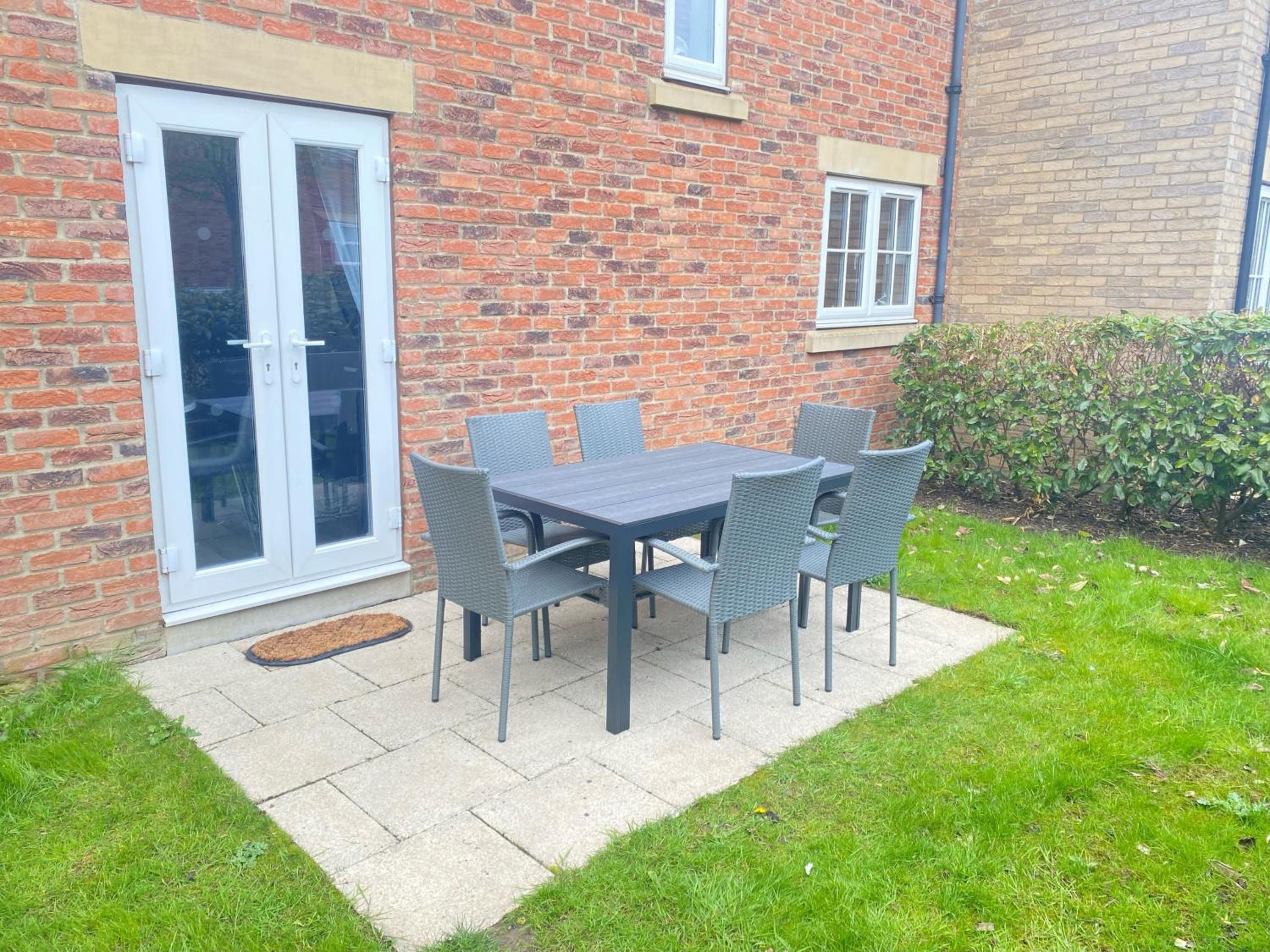 Arthurs Retreat - Part of the The Bay Filey Holiday Village with pool, gym and direct beach access, pub, restaurant, tennis and meadows walks view 5