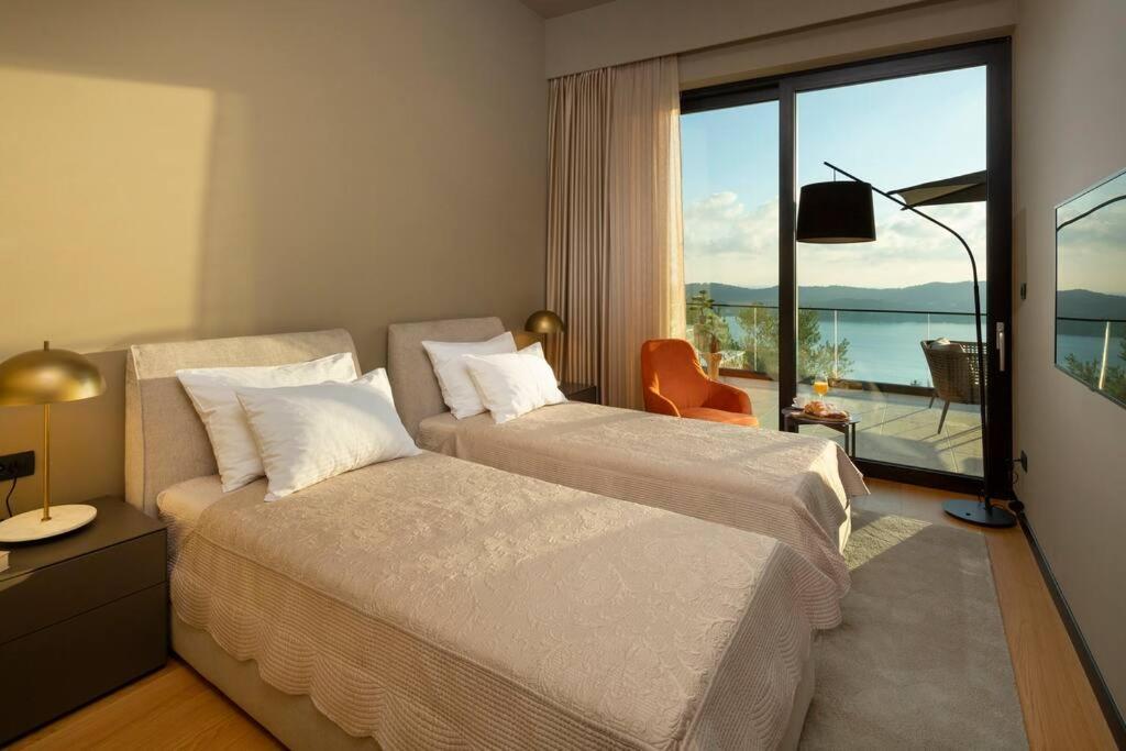 Elena's Villa