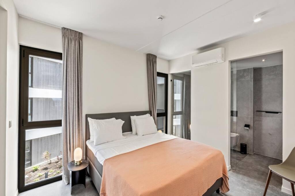 The Wharf apartments, downtown Willemstad