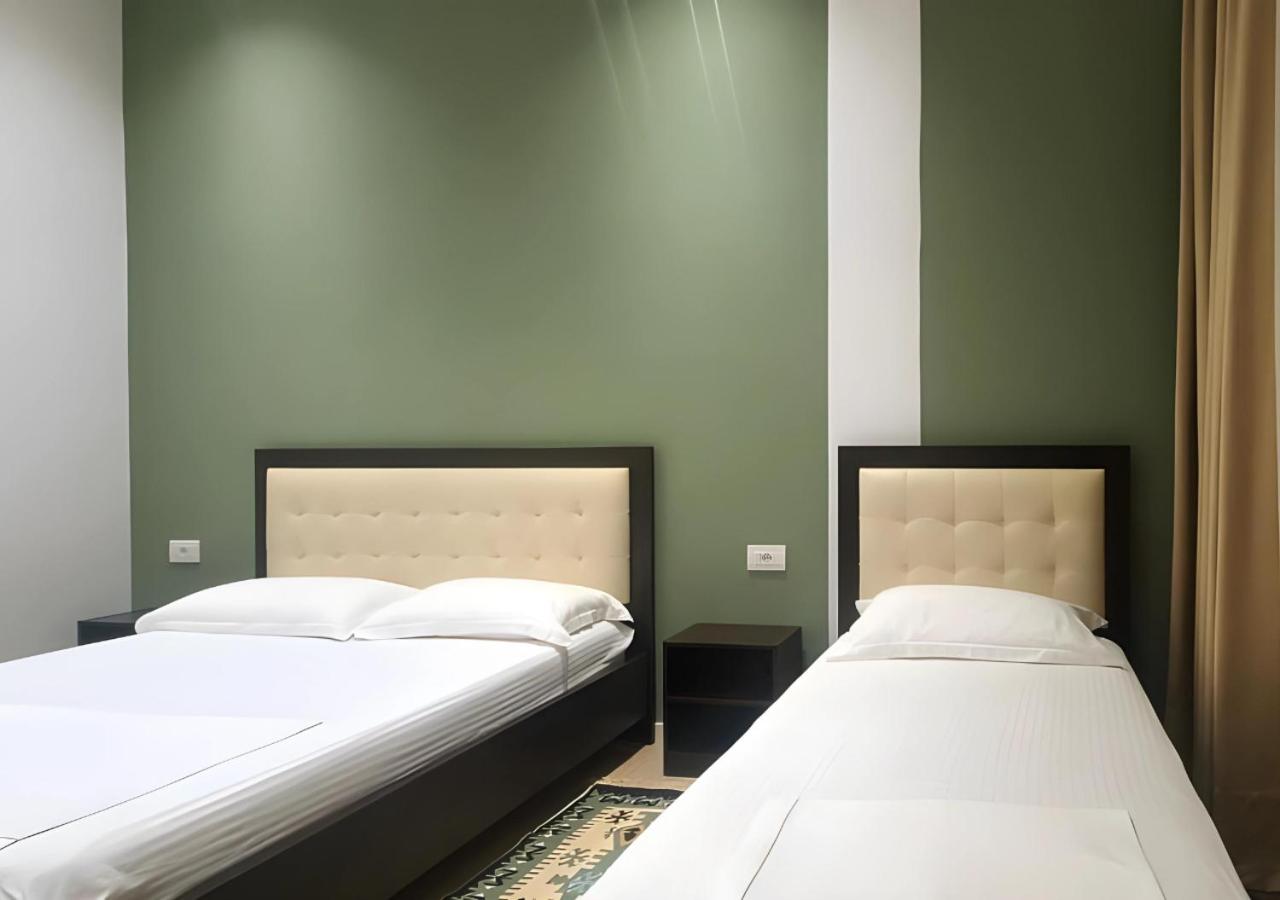VILA LILI Guest House - Berat