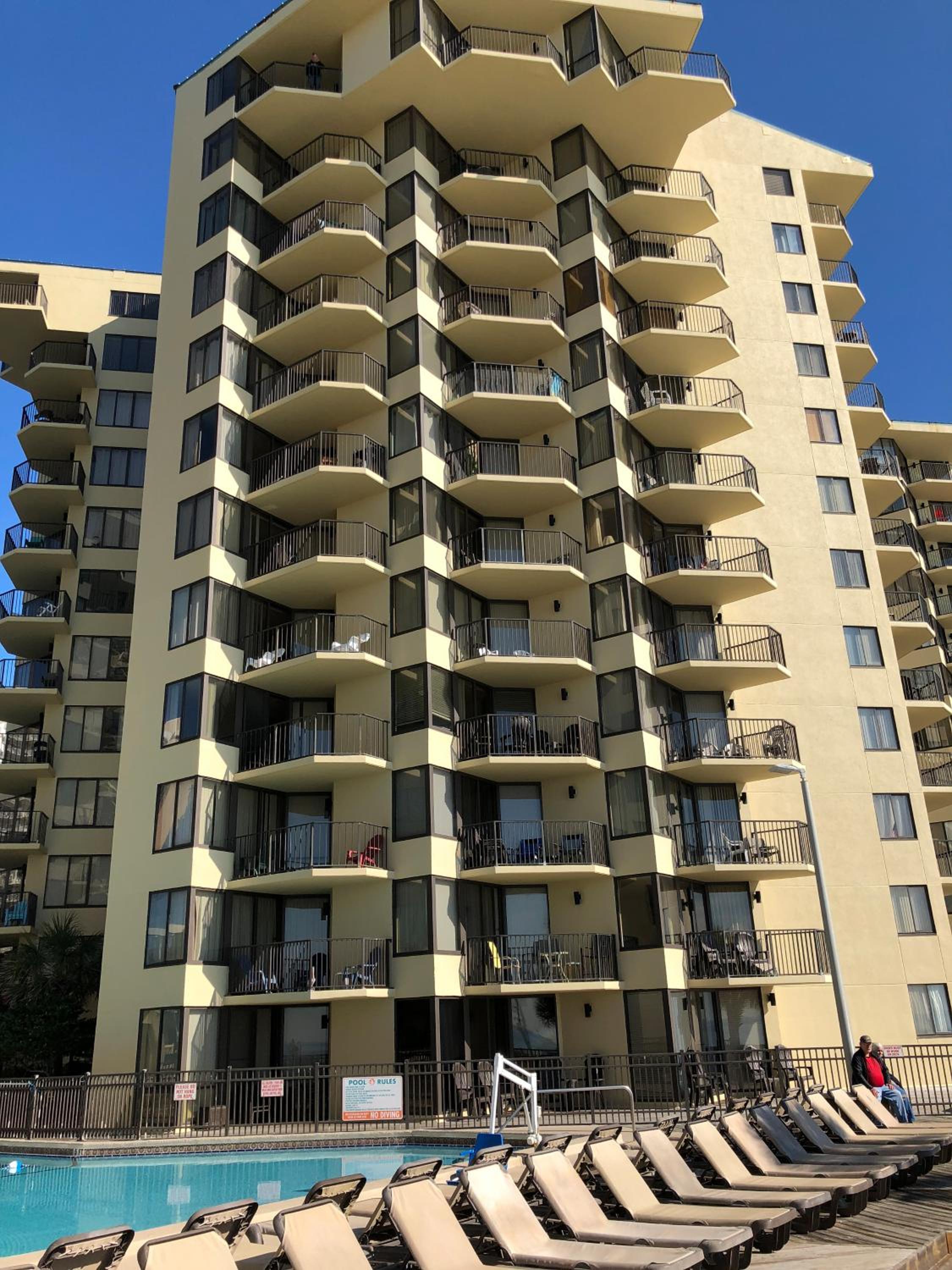 Sunbird 0703E 'Beachhead Paradise' view 5