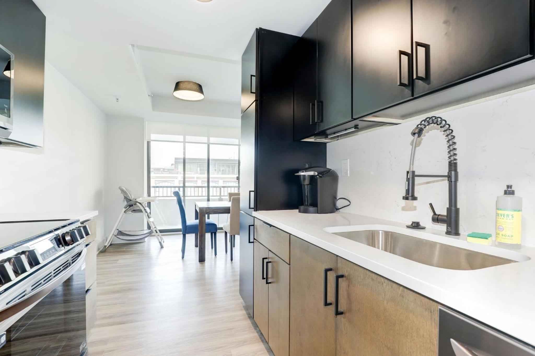 2BR Comfort Apartment in Prime Location
