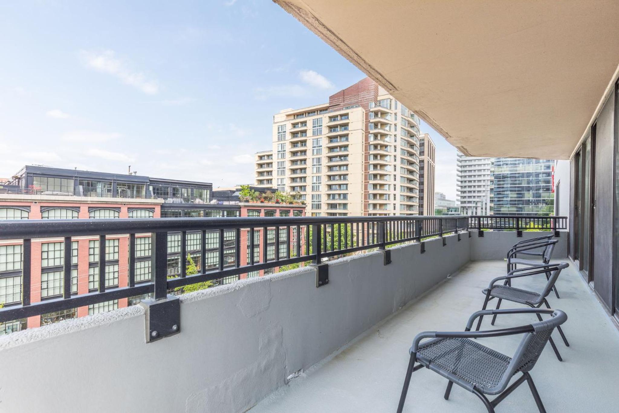 2BR Comfort Apartment in Prime Location