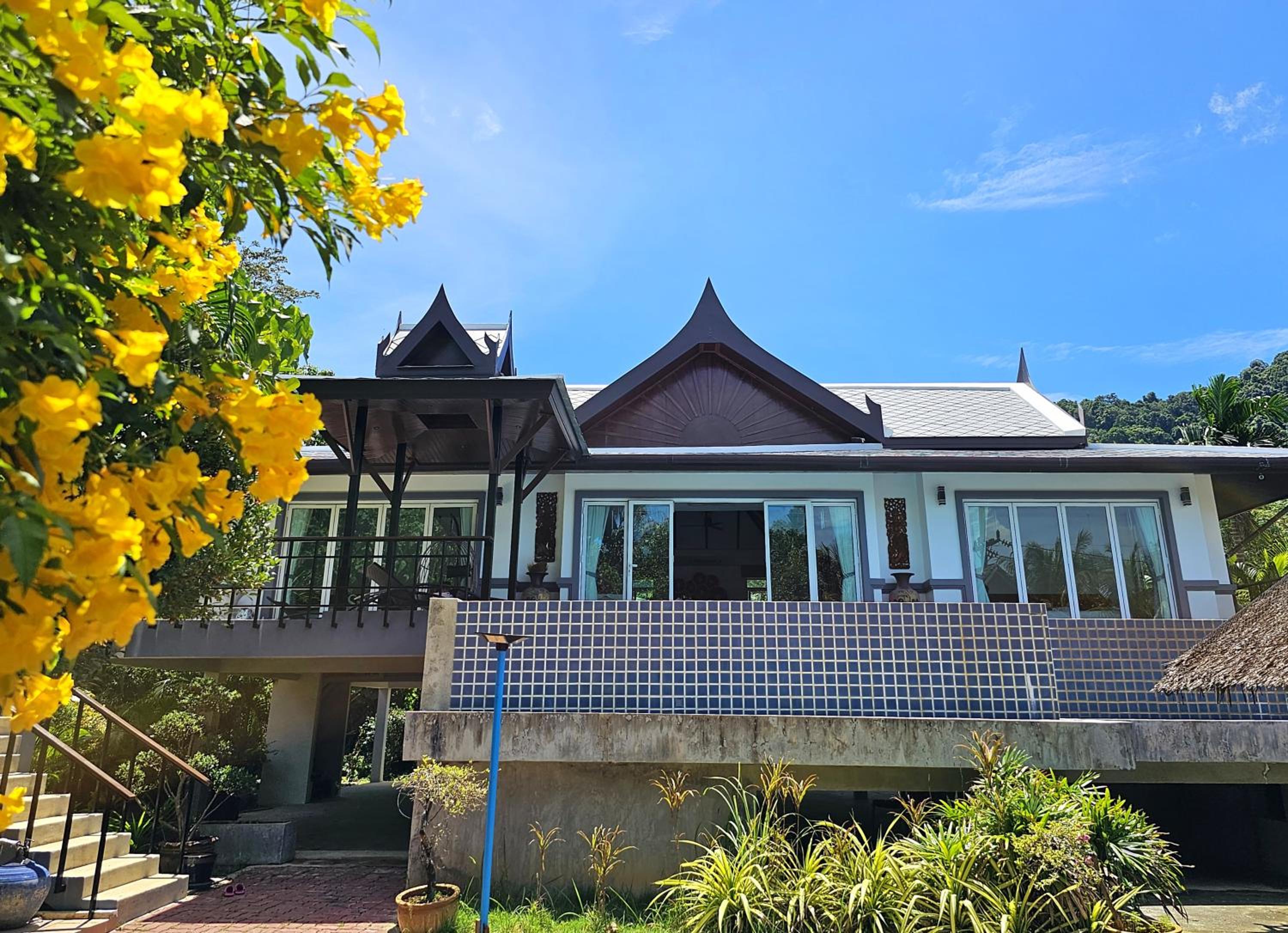 JJ Queen Villa and Spa Kohyaonoi
