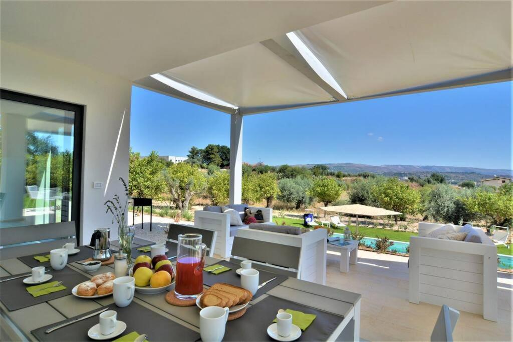 Villa Mennula vista mare montagne piscina privata - Tenuta il Cavaliere di Italia Noto photo 2