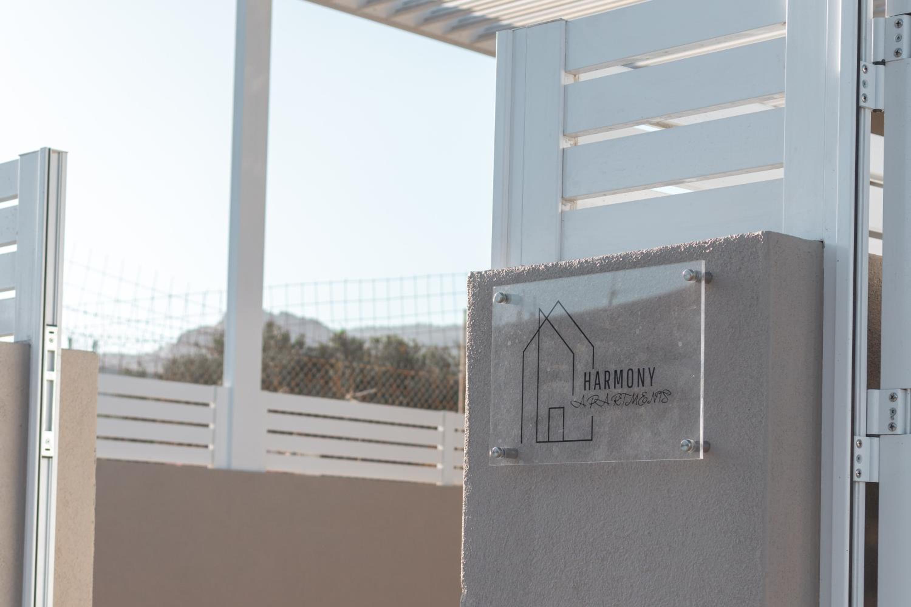 Harmony Luxury Apartment