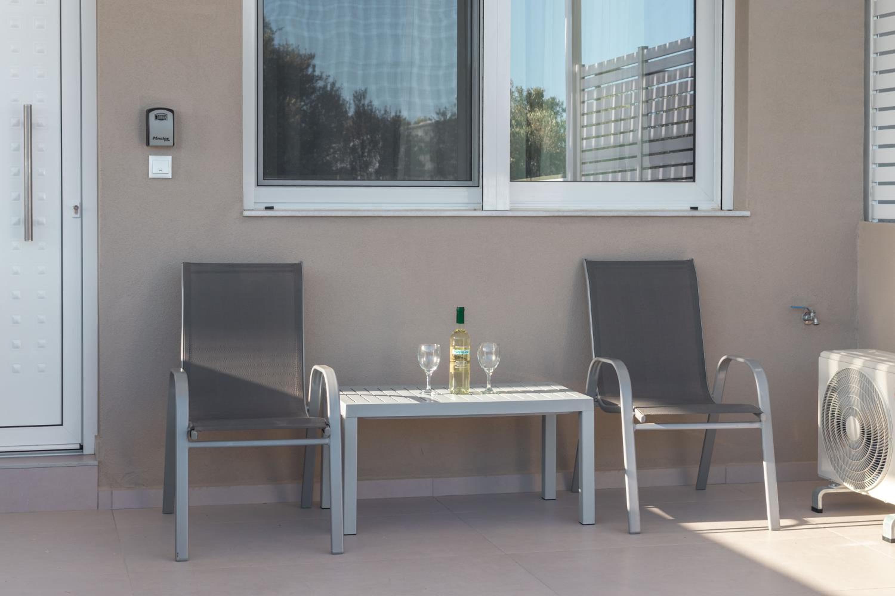 Harmony Luxury Apartment
