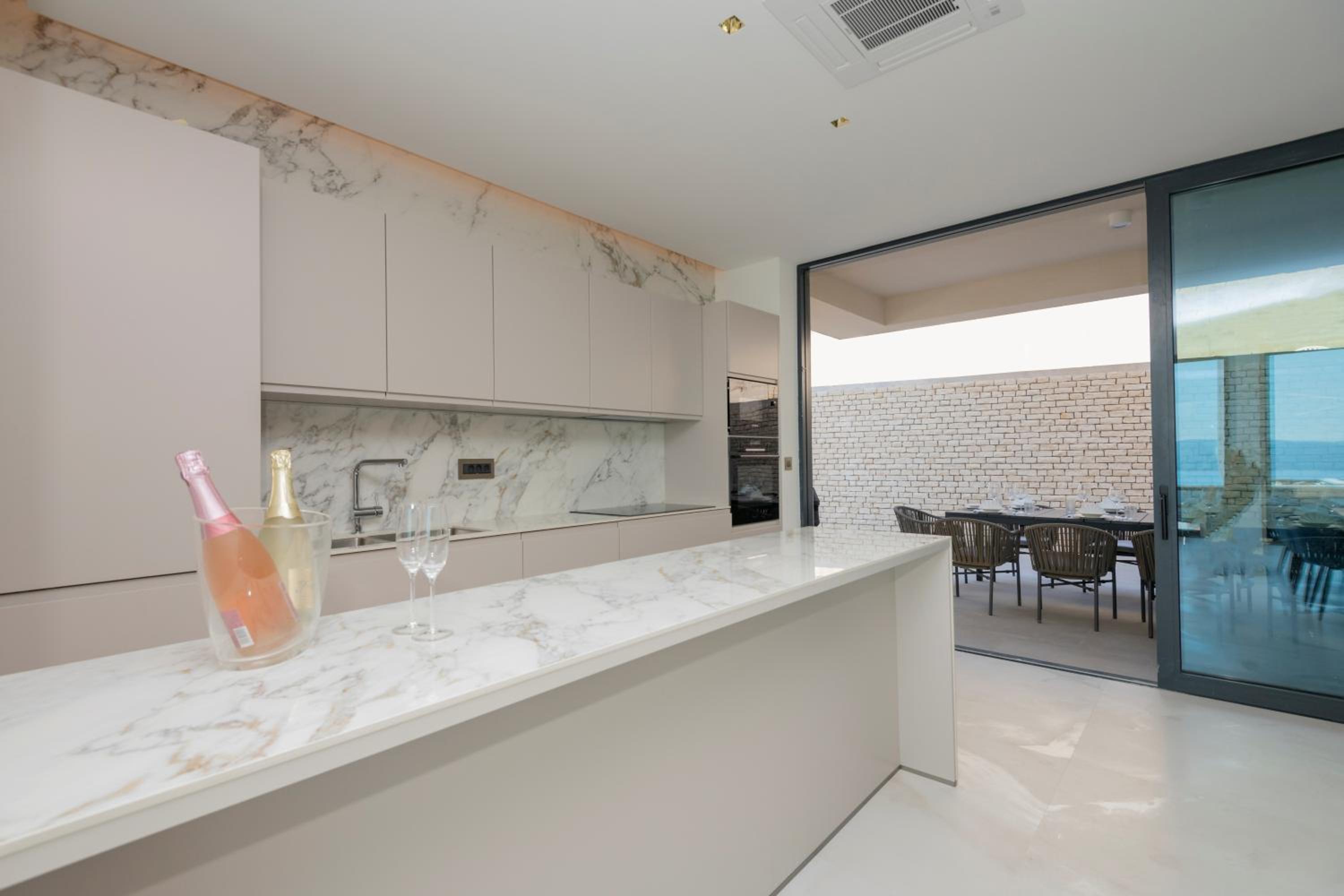 Luxury Villa Hedonia