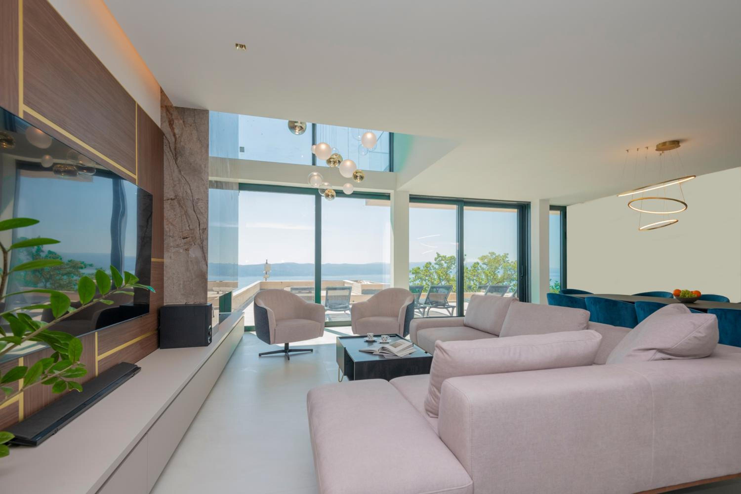 Luxury Villa Hedonia