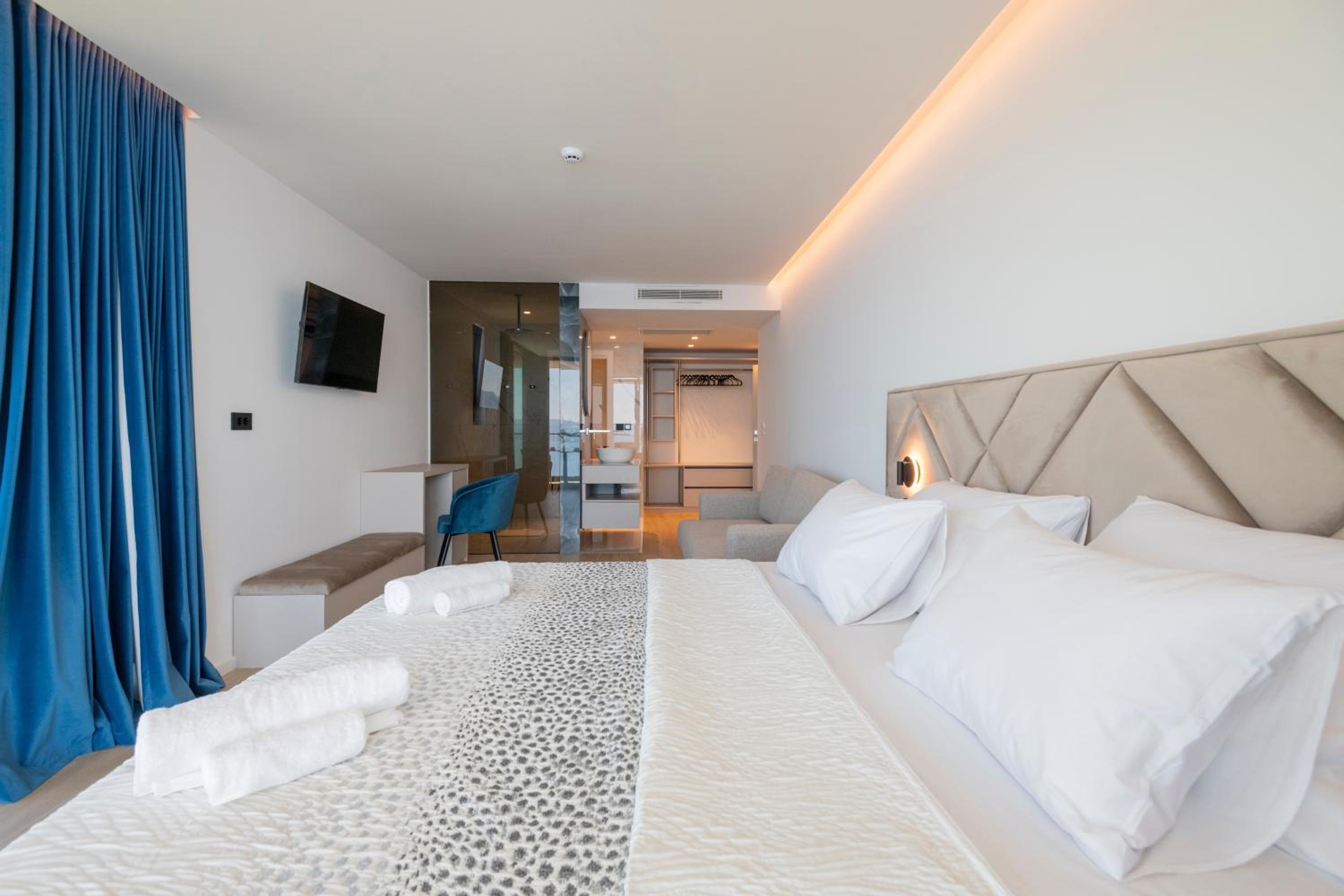 Luxury Villa Hedonia