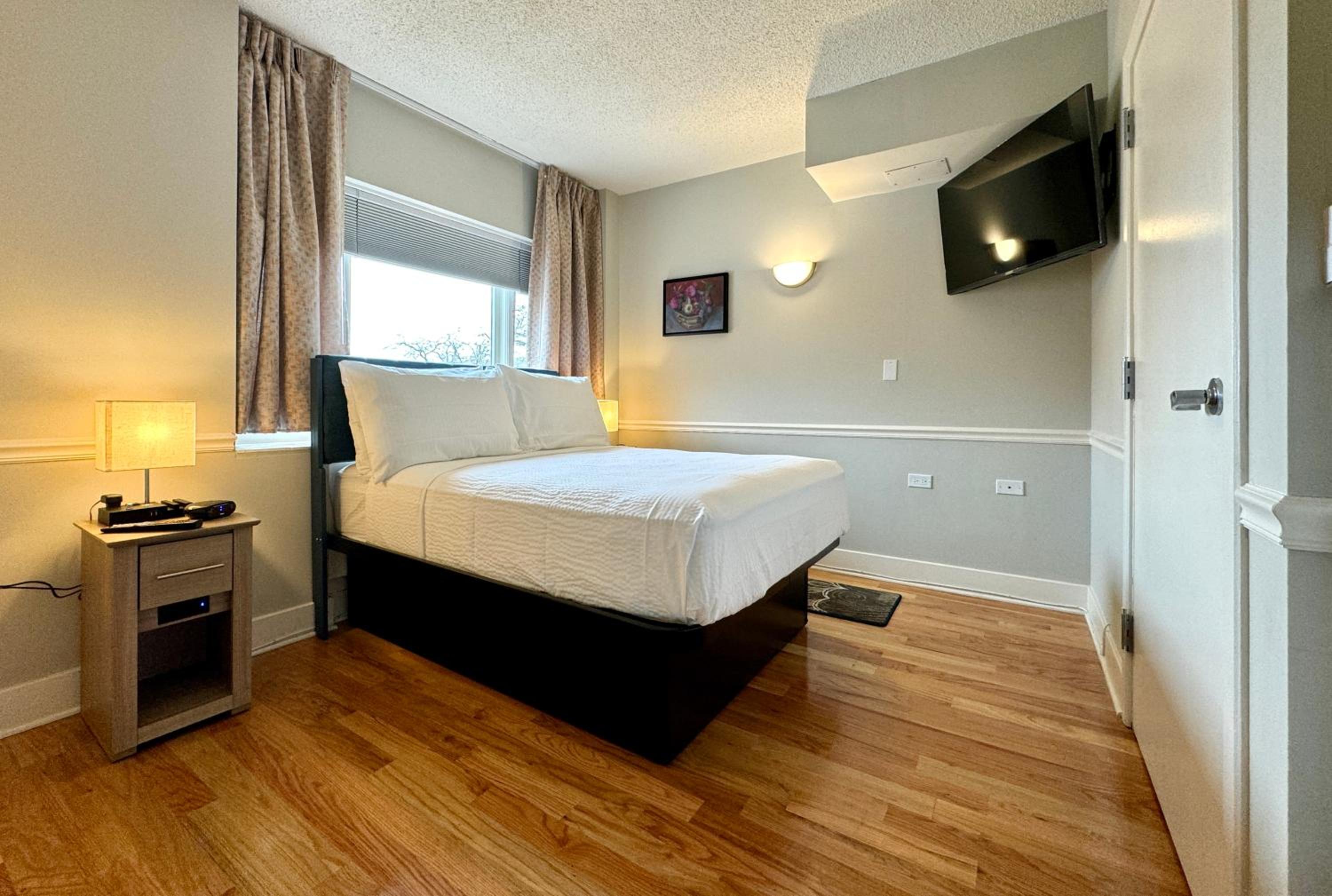 Evanston Vacations - The GEM Museum Suites - Property Image 32