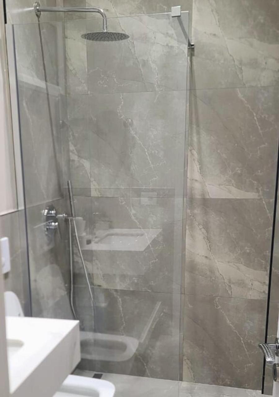 VILA LILI Guest House - Berat