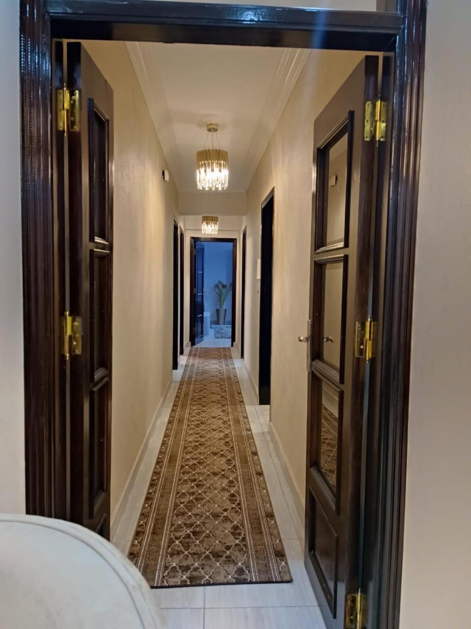 Luxury Apartment Great location!