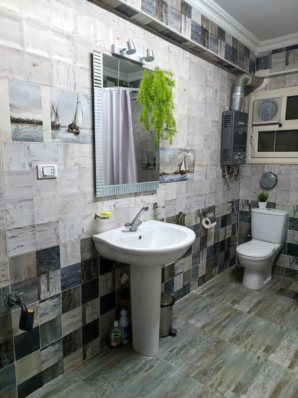 Luxury Apartment Great location!