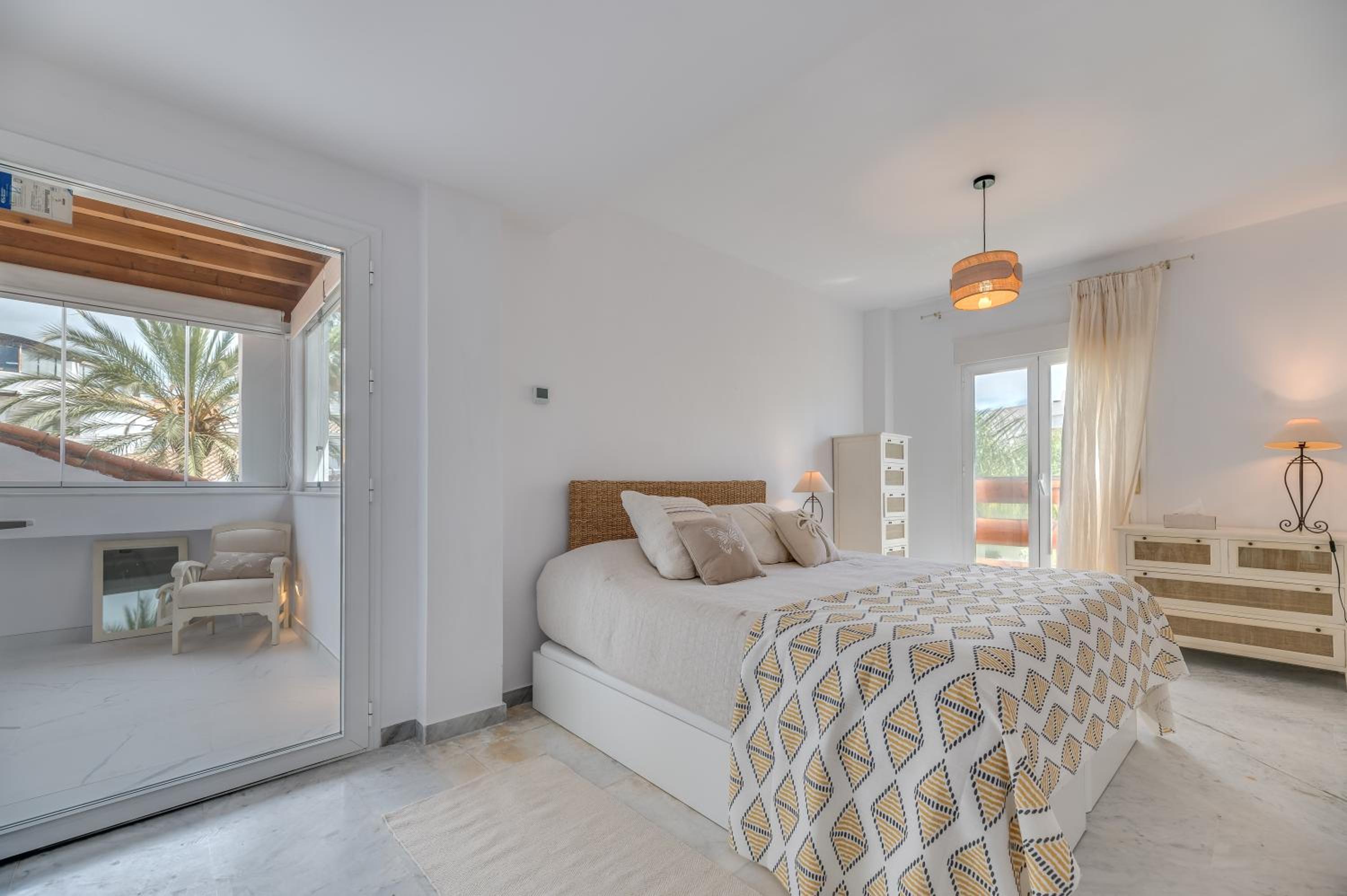 Marbella Villa Monteros