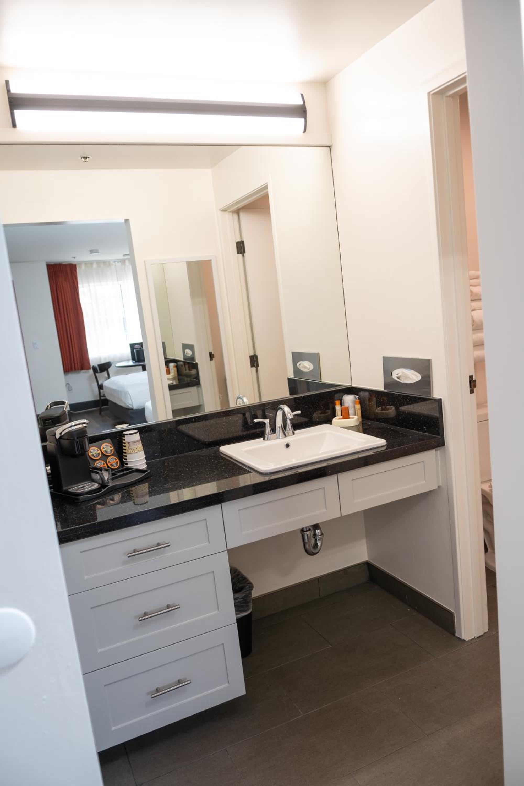 Carson Valley Motor Lodge and Extended Stay - Property Image 19