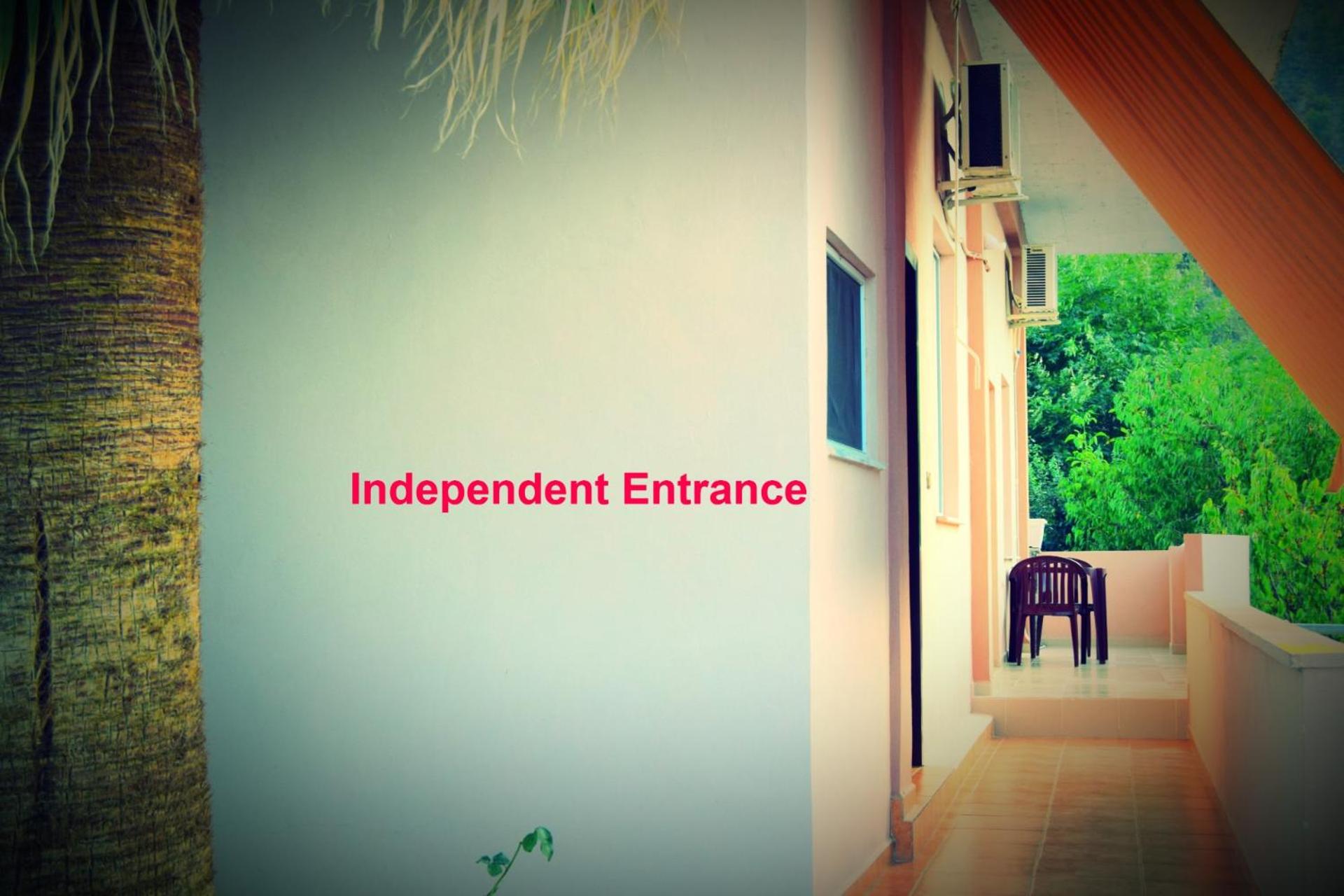 VILA LILI Guest House - Berat