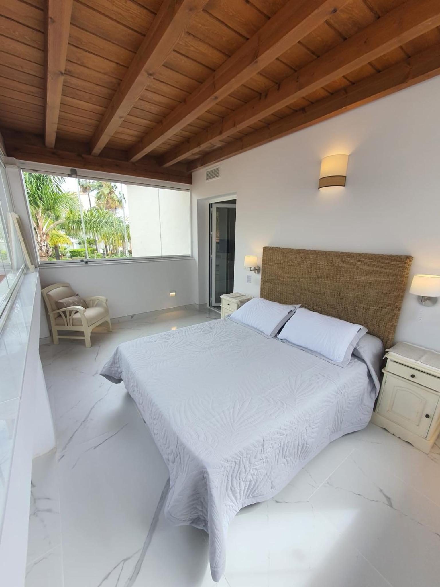 Marbella Villa Monteros