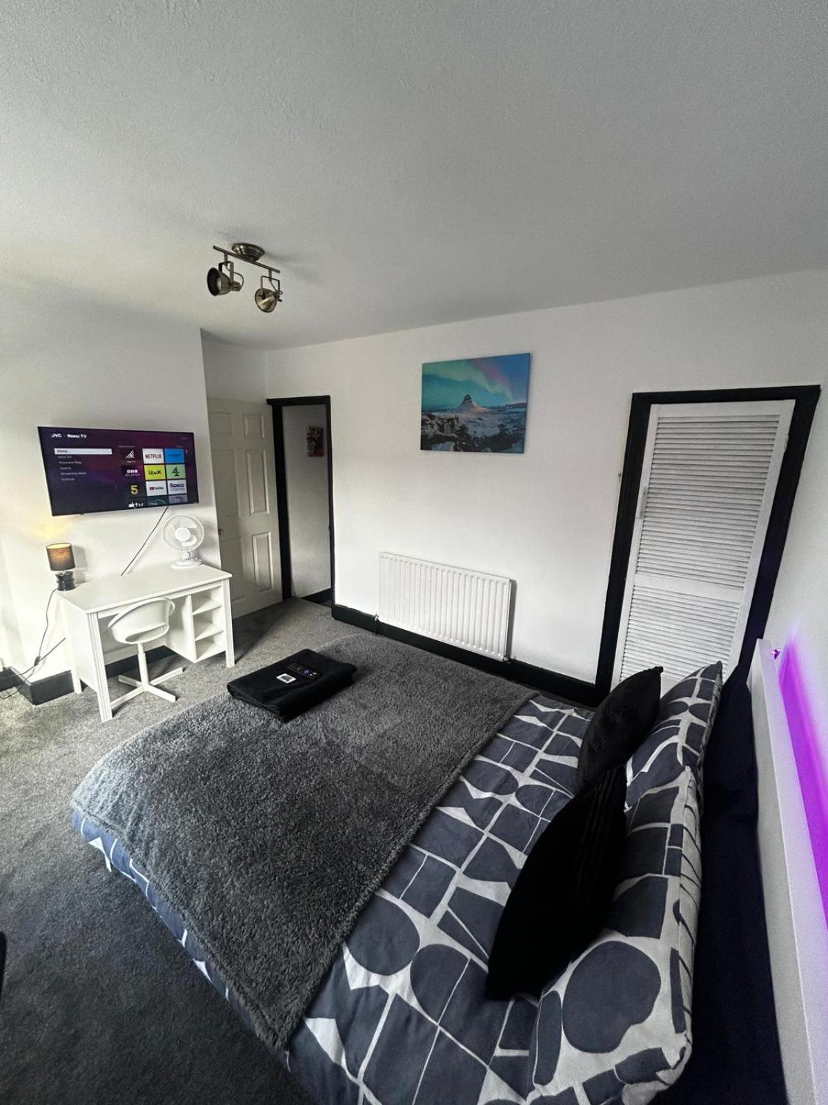 Kensington Stories - 4 Bed House view 2