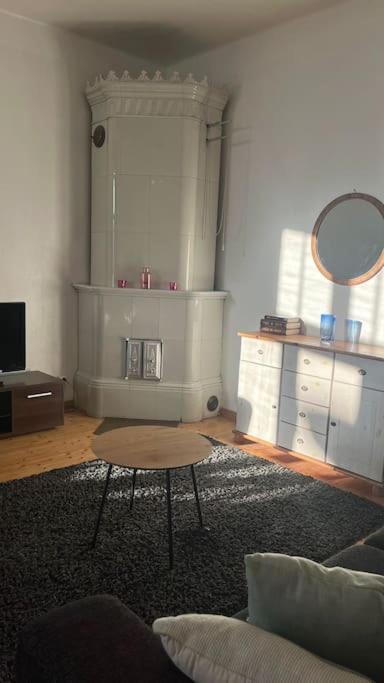 Vintage 1BR Apt in Kamppi with Perfect Location view 2