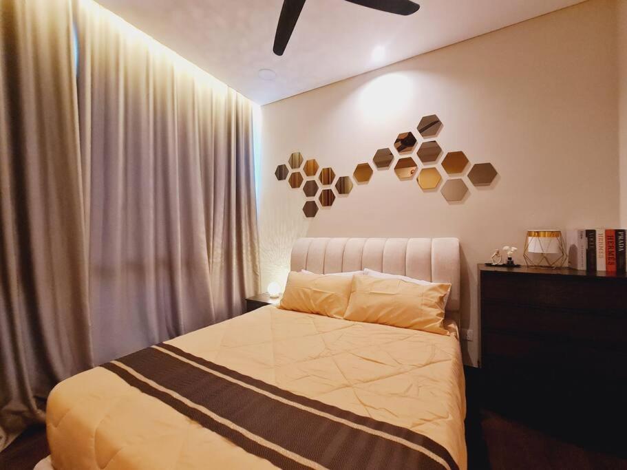 New!2-7pax 2BR SKS Pavillion Condo near JB Customs