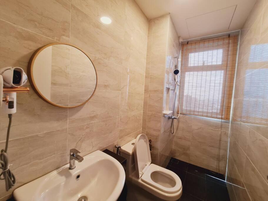 New!2-7pax 2BR SKS Pavillion Condo near JB Customs