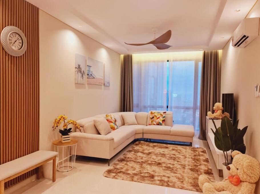 New!2-7pax 2BR SKS Pavillion Condo near JB Customs