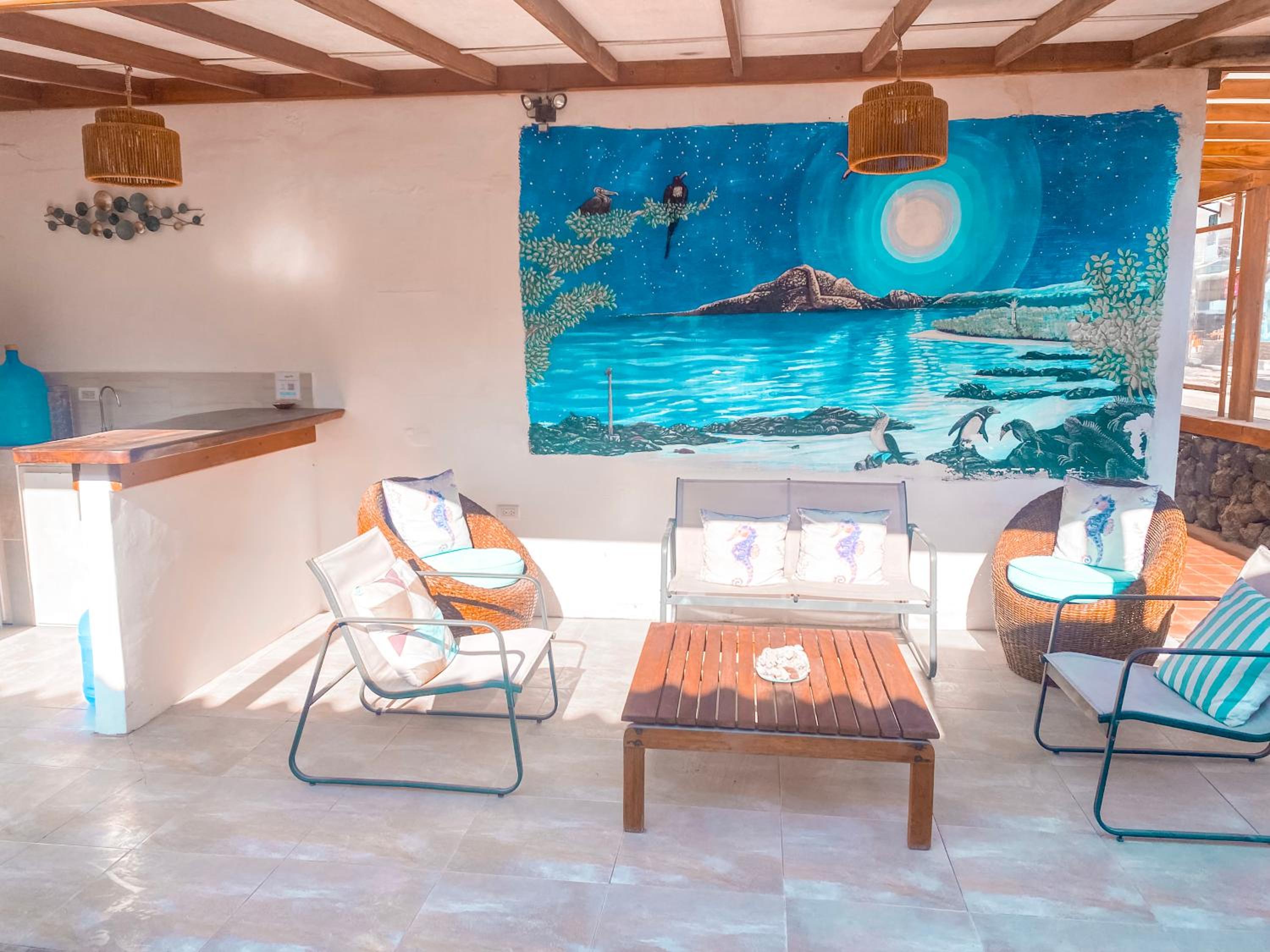 Hotel Coral Blanco with high speed internet Starlink and Galapagos Tour Operator