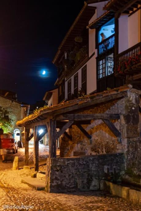 La Casa del Lavadero en Santillana