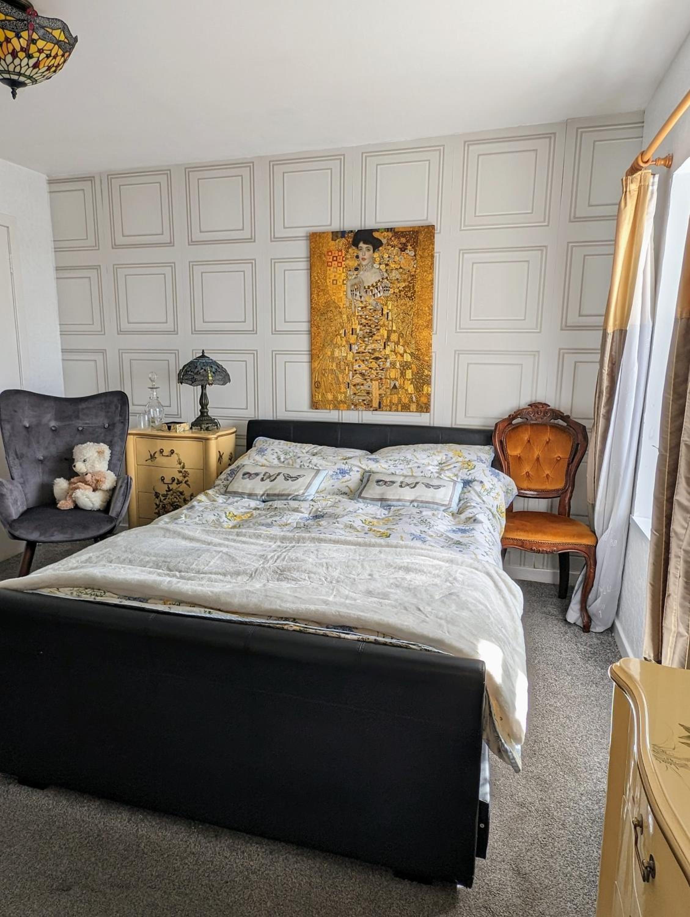 Sea Song, Selkie House