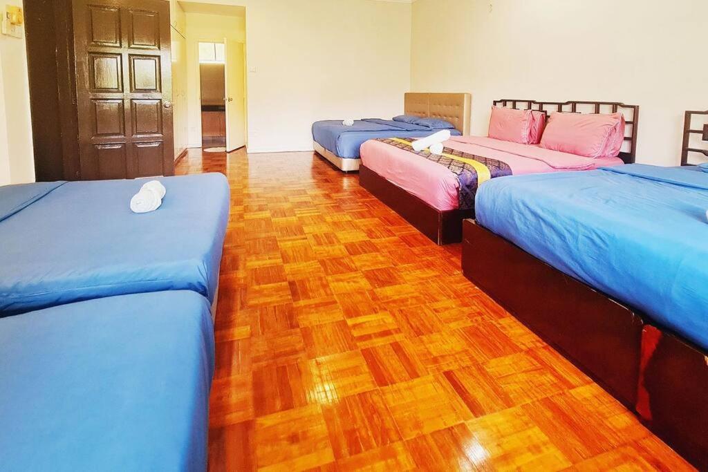 Bali Modern Style Villa up to 20pax in KL