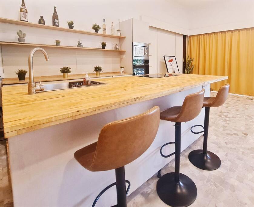 Bali Modern Style Villa up to 20pax in KL