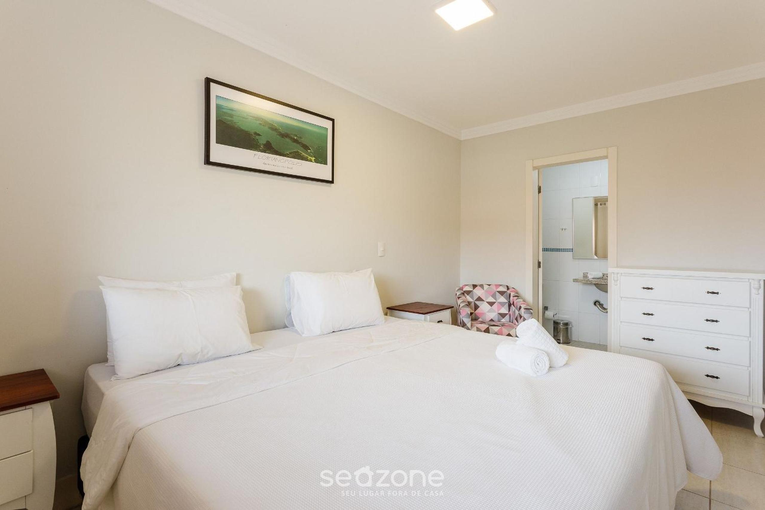 Aparts in a building w/ pool, 300 meters fr/ Ingleses Beach - ROHs