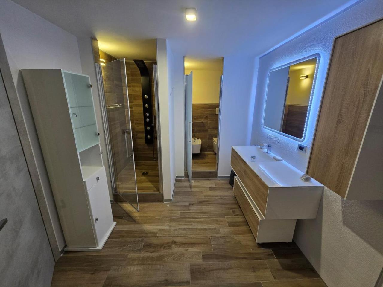 B&B White con Parcheggio Privato