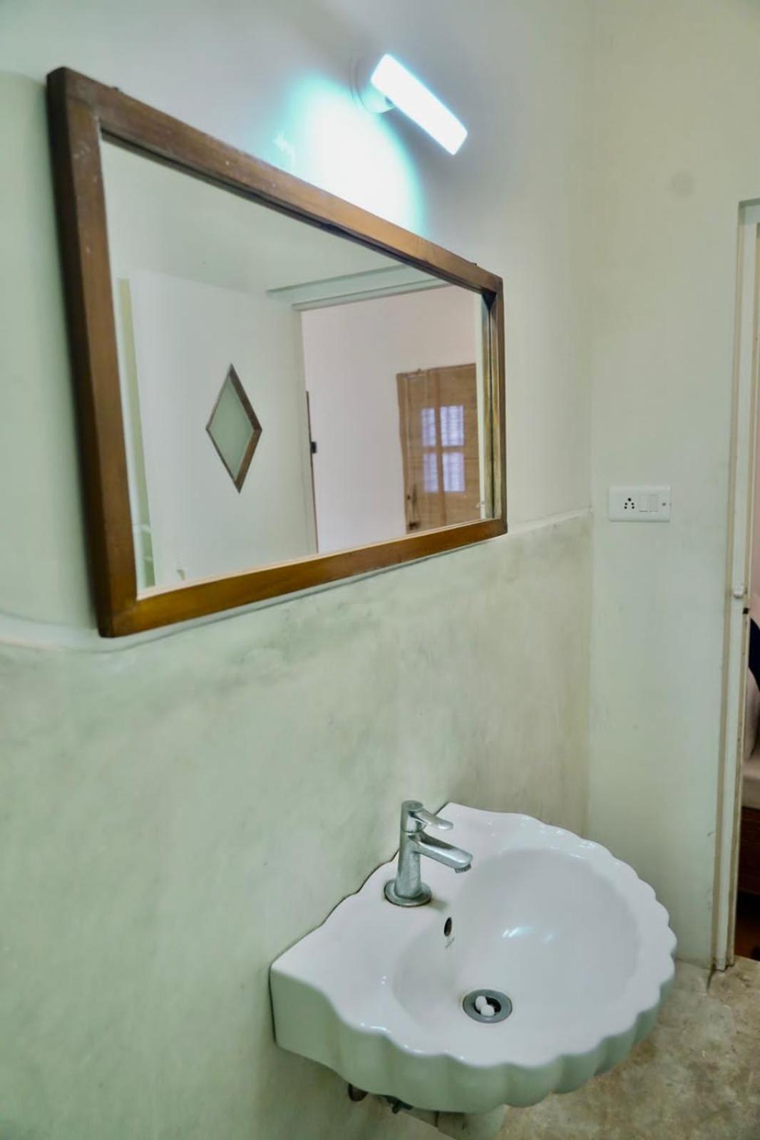 FRENCH RIVERA Heritage Boutique Villa view 4