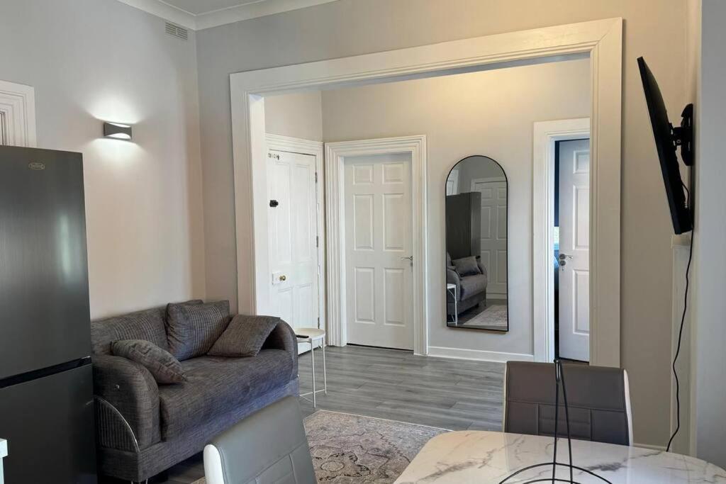 Modern 2-Bedroom Apartment-Dublin City