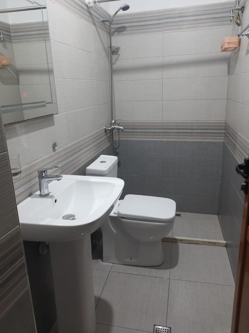 Topleci Guest House