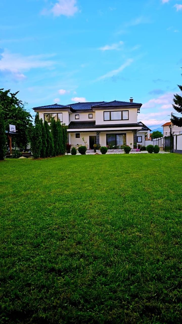 Villa Otes