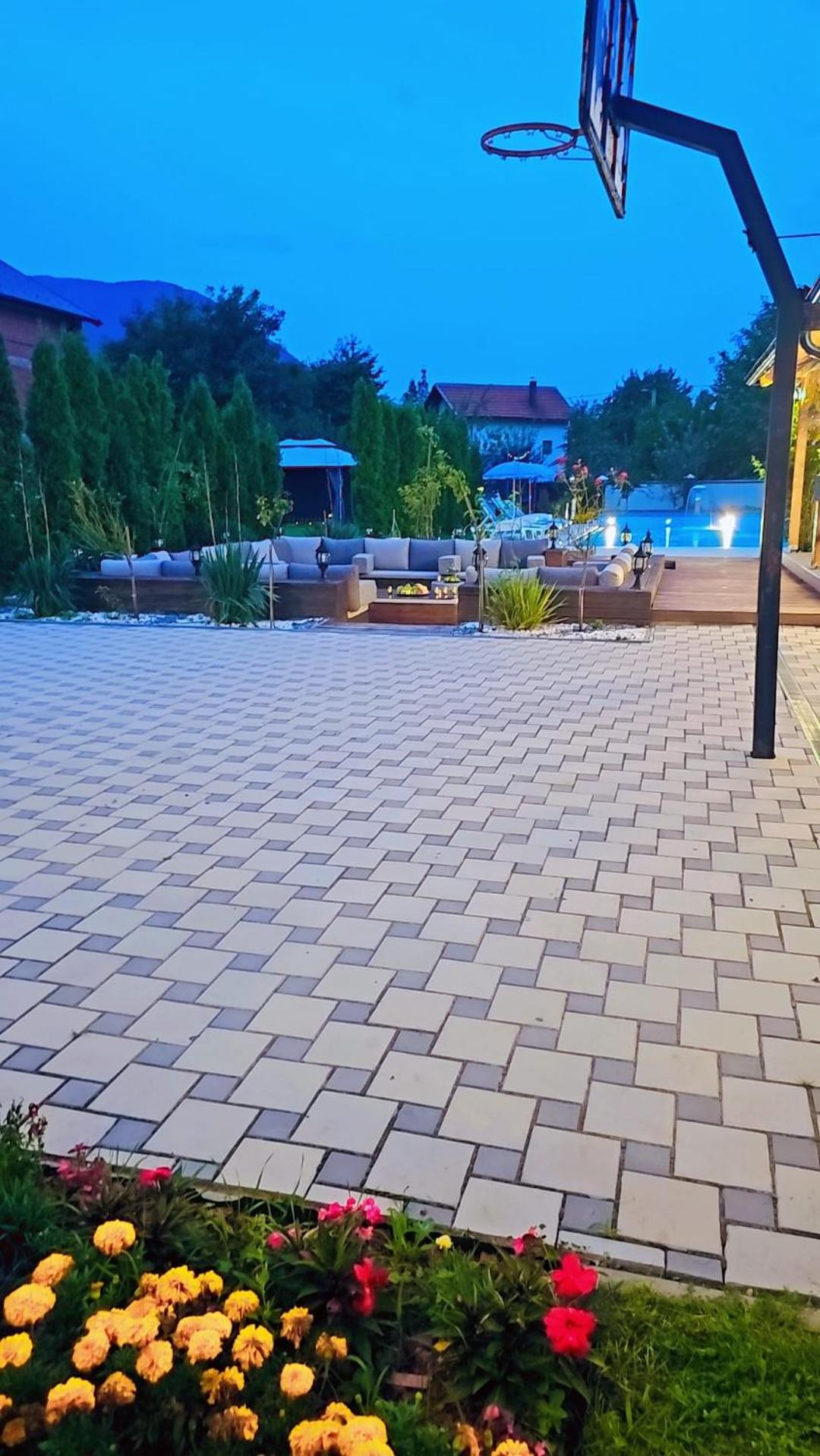 Villa Otes