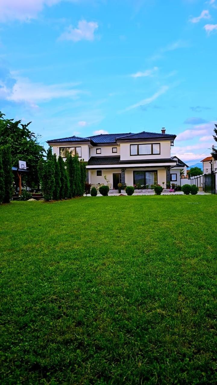 Villa Otes