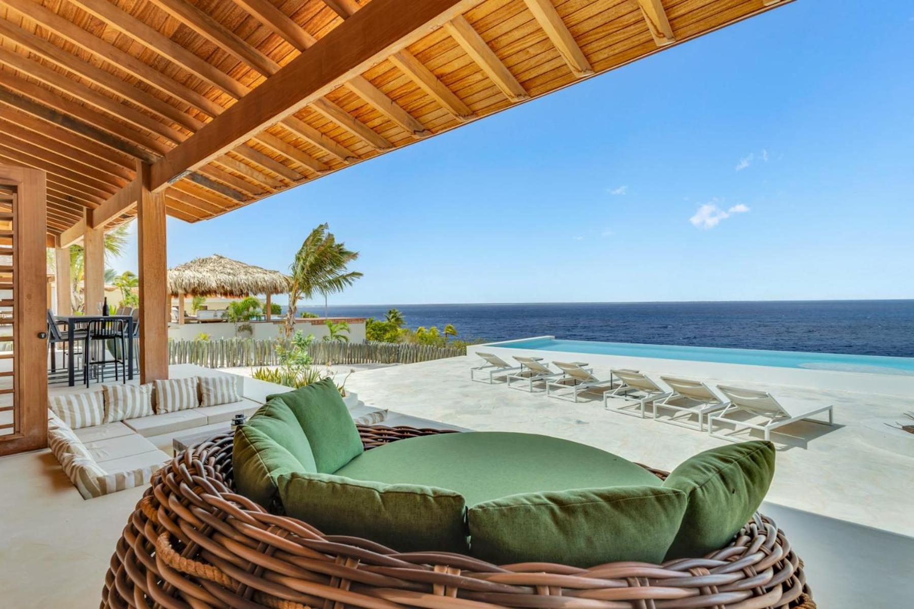 Villa Kas Très on the sea