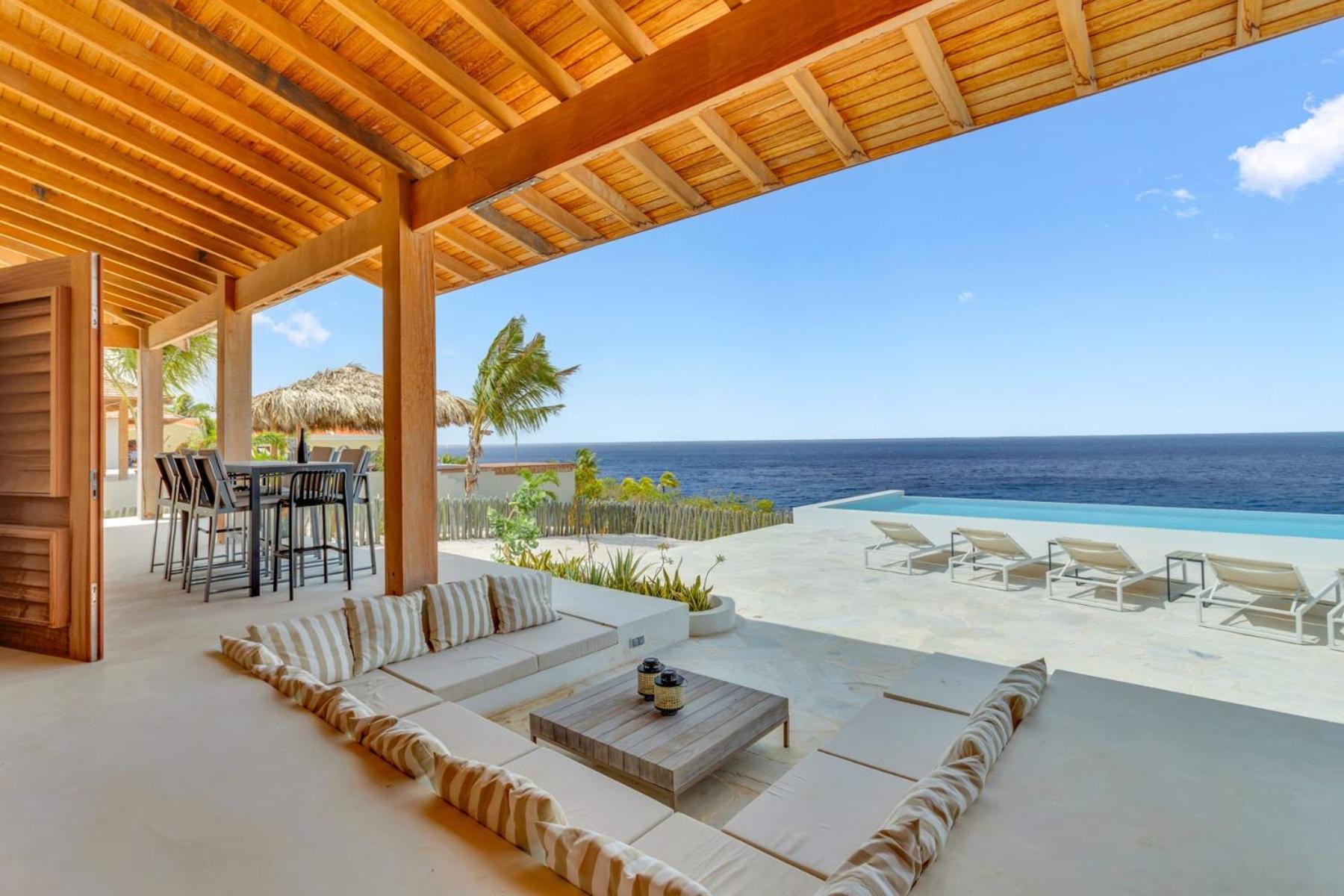 Villa Kas Très on the sea